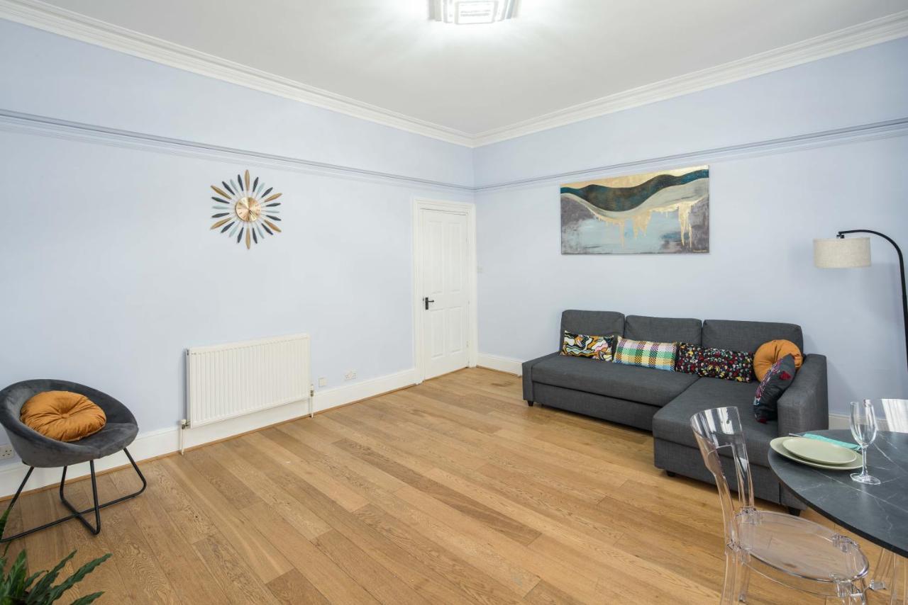Gloucester Station Gem: 3 Bedroom Oasis London Exteriör bild