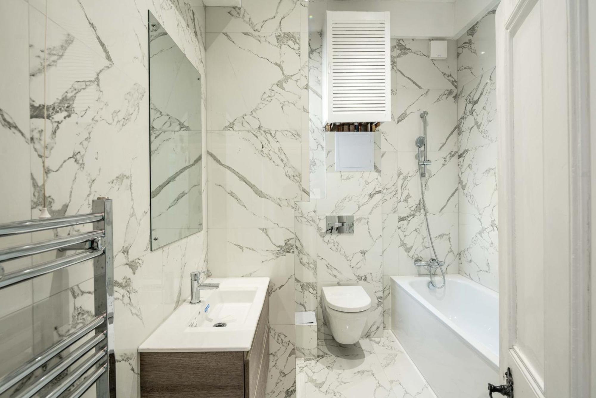 Gloucester Station Gem: 3 Bedroom Oasis London Exteriör bild